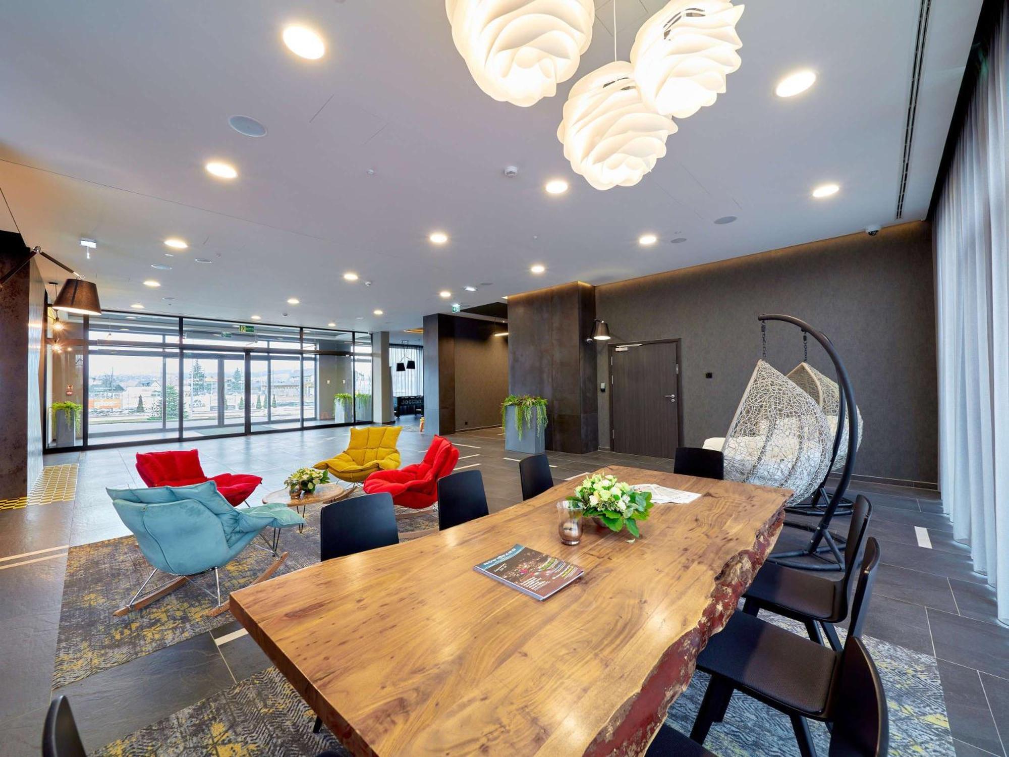 מלון Ibis Styles נובי טארג מראה חיצוני תמונה