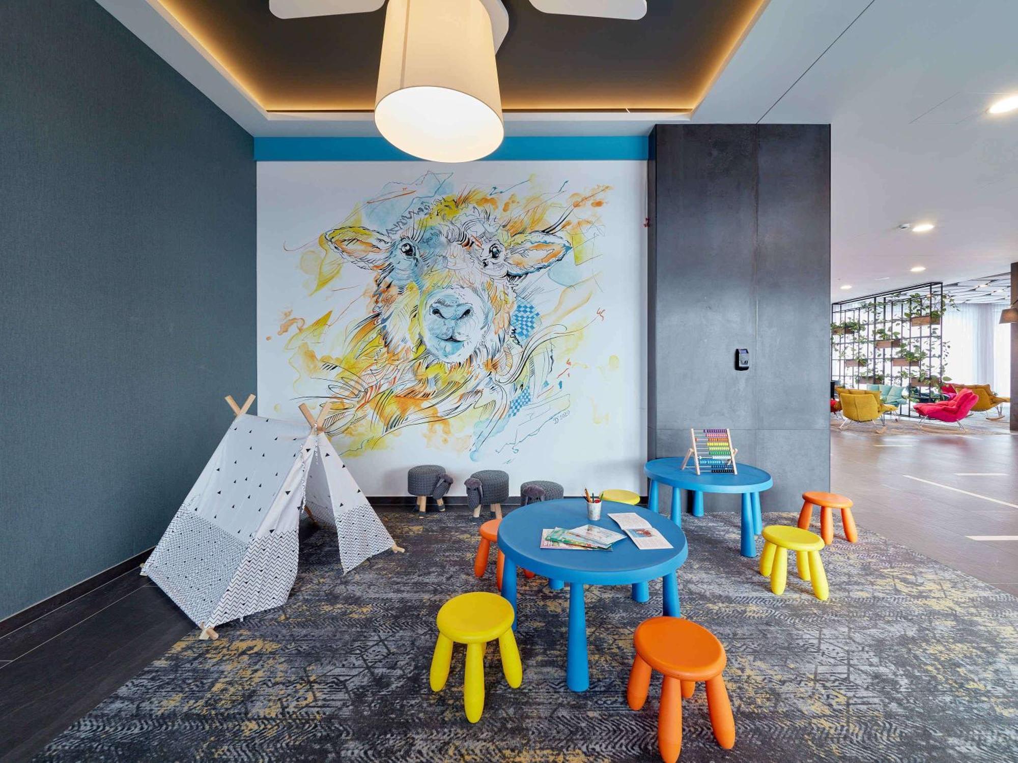 מלון Ibis Styles נובי טארג מראה חיצוני תמונה