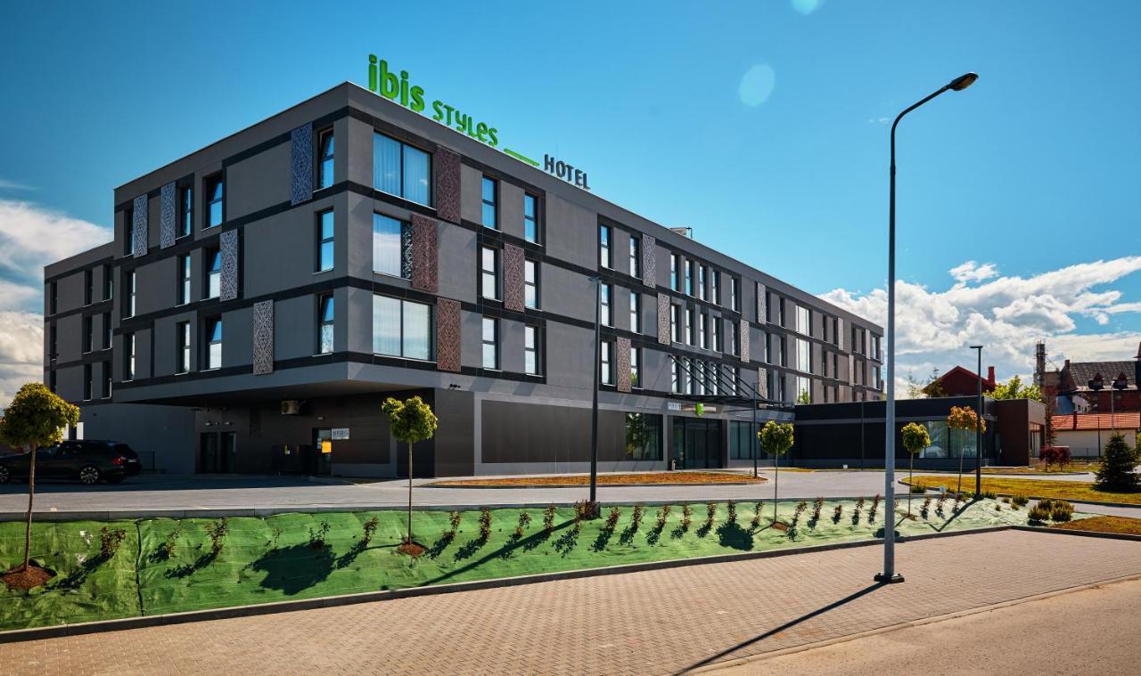 מלון Ibis Styles נובי טארג מראה חיצוני תמונה